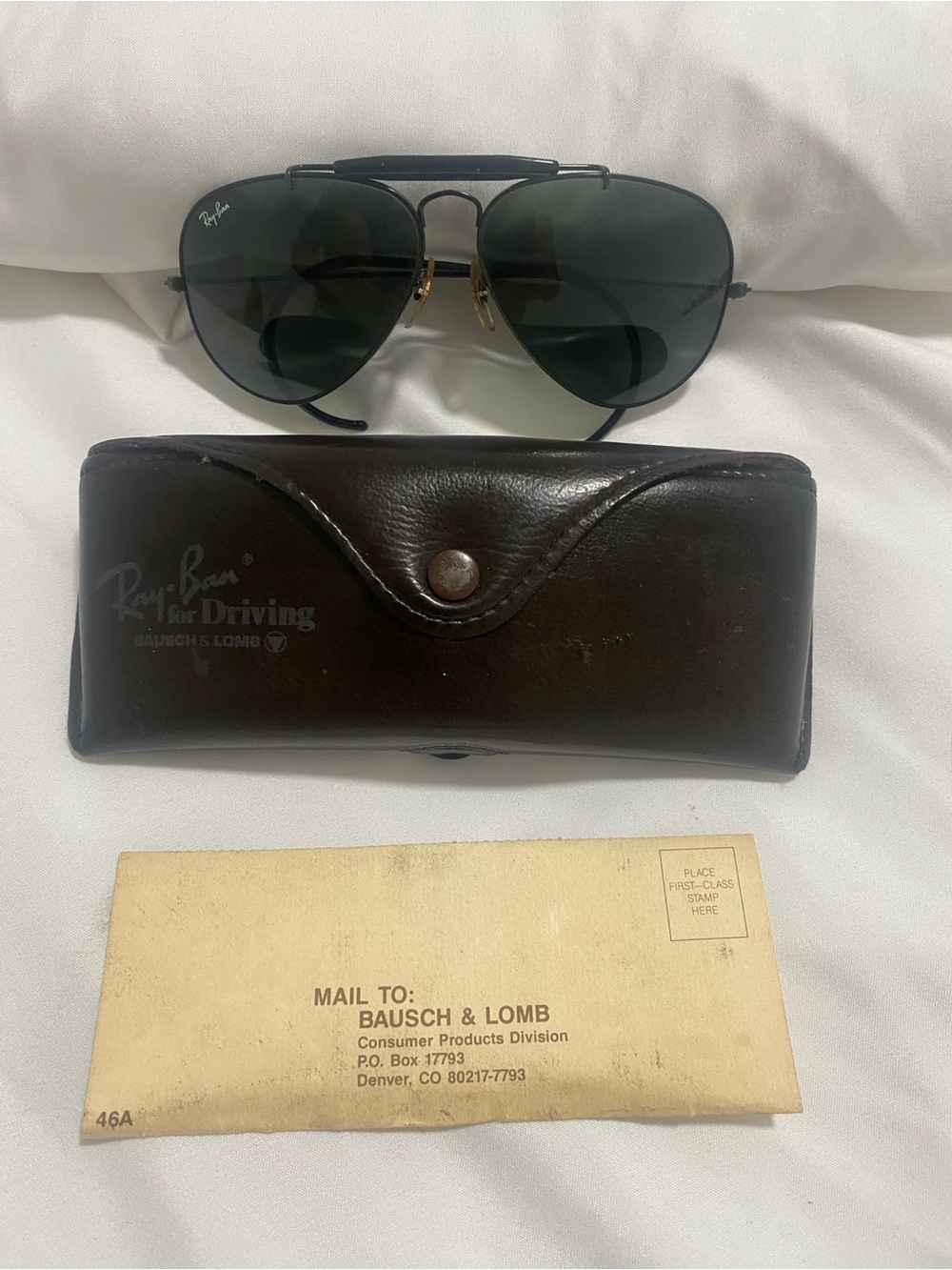 Vintage Bausch & Lomb Ray-Ban Aviator Sunglasses – Cable Temples – Black / Green
